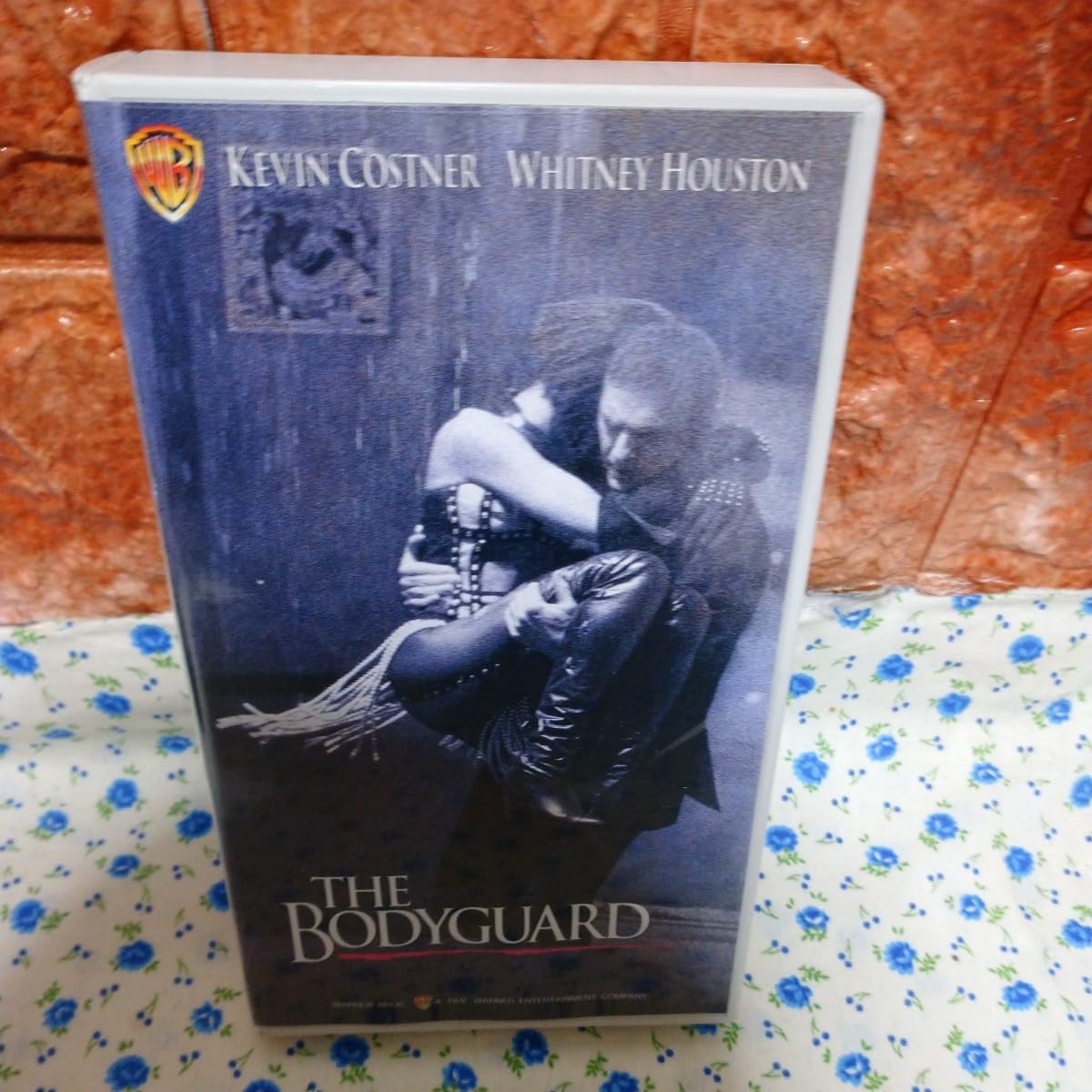 ホイットニー　ヒューストン　ケビンコスナー　サイン ホイットニー ヒューストン ケビンコスナー サイン - メルカリ